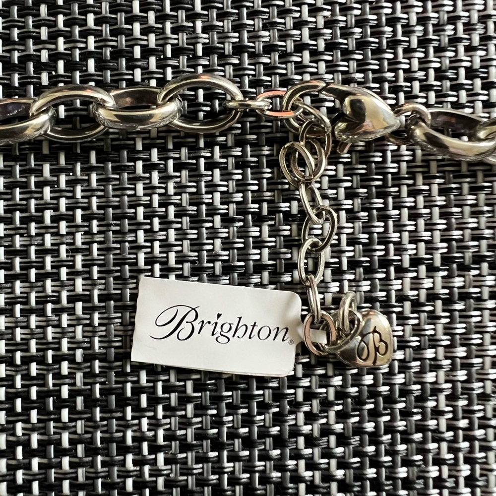 New Women's "Brighton" Interlok Necklace - Picture 2 of 4